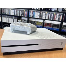 XBOX ONE S 500GB lemezes használt 
