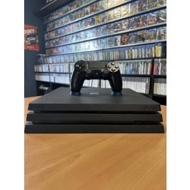 PS4 Pro 1TB CUH-7116B fekete használt